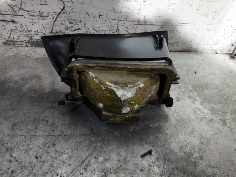 Recambio de faro antiniebla derecho para citroen xantia berlina 1.9 d x referencia OEM IAM   