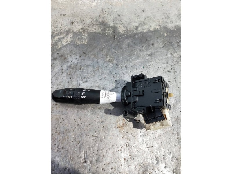 Recambio de mando luces para toyota yaris (ncp1/nlp1/scp1) 1.4 d-4d expo referencia OEM IAM   