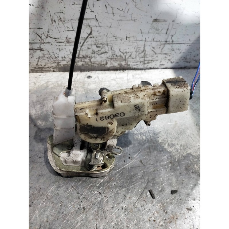 Recambio de motor cierre centralizado trasero derecho para toyota yaris (ncp1/nlp1/scp1) 1.4 d-4d expo referencia OEM IAM 030821