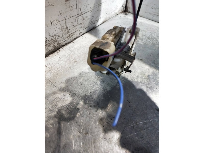 Recambio de motor cierre centralizado trasero derecho para toyota yaris (ncp1/nlp1/scp1) 1.4 d-4d expo referencia OEM IAM 030821