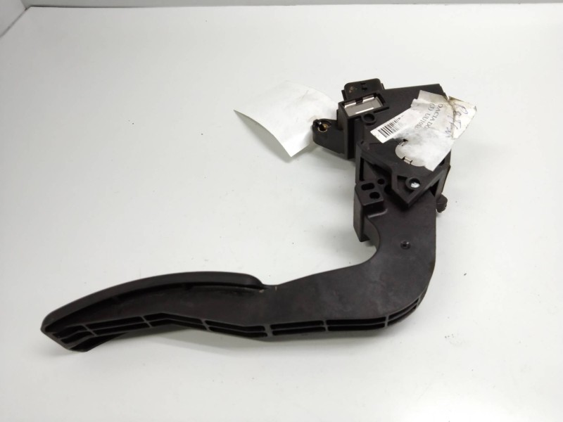 Recambio de potenciometro pedal para dacia dokker 1.5 dci diesel fap cat referencia OEM IAM 180108712R  