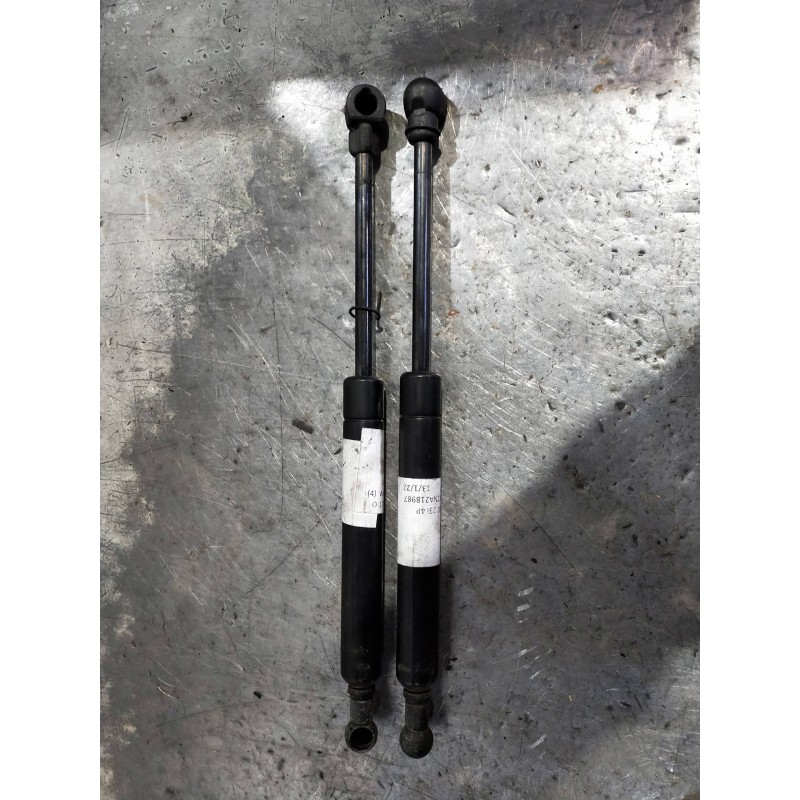 Recambio de amortiguadores maletero / porton para audi 80 2.3 referencia OEM IAM 128435  