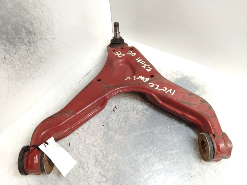 Recambio de brazo suspension inferior delantero derecho para iveco daily caja abierta / volquete referencia OEM IAM   