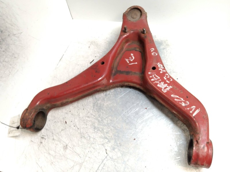 Recambio de brazo suspension inferior delantero izquierdo para iveco daily caja abierta / volquete referencia OEM IAM   