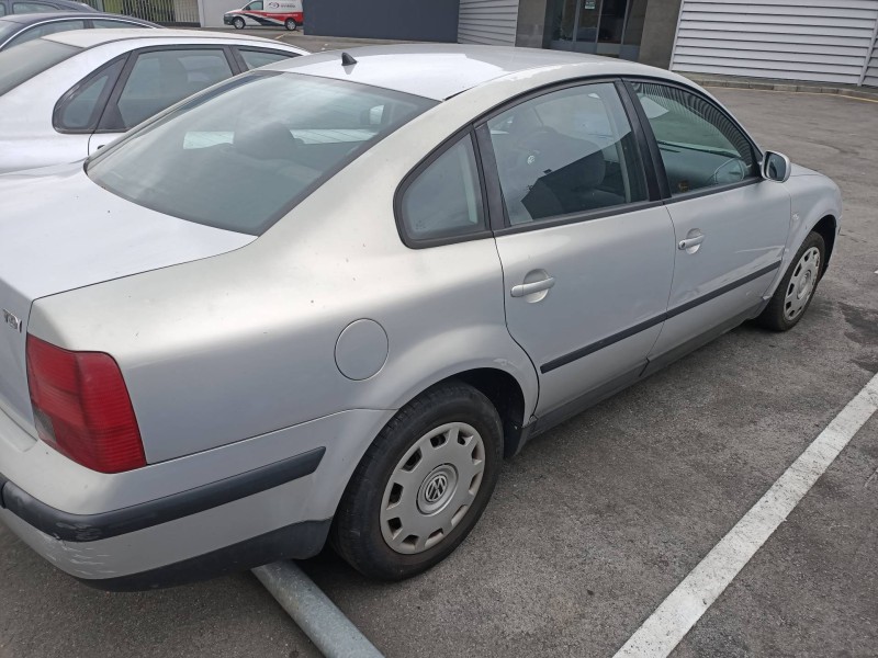 volkswagen passat berlina (3b2) del año 1997