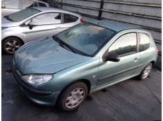 peugeot 206 berlina del año 2000