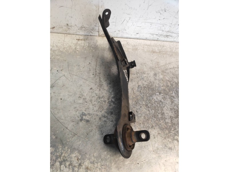 Recambio de brazo suspension inferior trasero derecho para kia magentis active referencia OEM IAM   