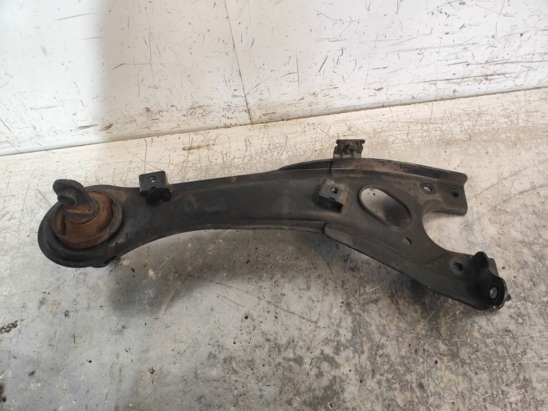 Recambio de brazo suspension inferior trasero izquierdo para kia magentis active referencia OEM IAM   