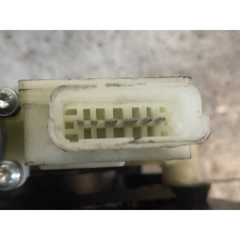 Recambio de elevalunas trasero izquierdo para citroen c4 picasso 1.6 blue-hdi fap referencia OEM IAM 9676172480  