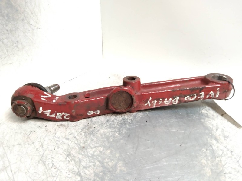 Recambio de brazo suspension inferior delantero izquierdo para iveco daily combi referencia OEM IAM   