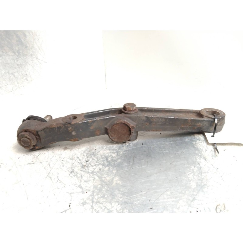 Recambio de brazo suspension inferior delantero derecho para iveco daily caja cerrada (1999 =>) 3.0 diesel cat referencia OEM IA