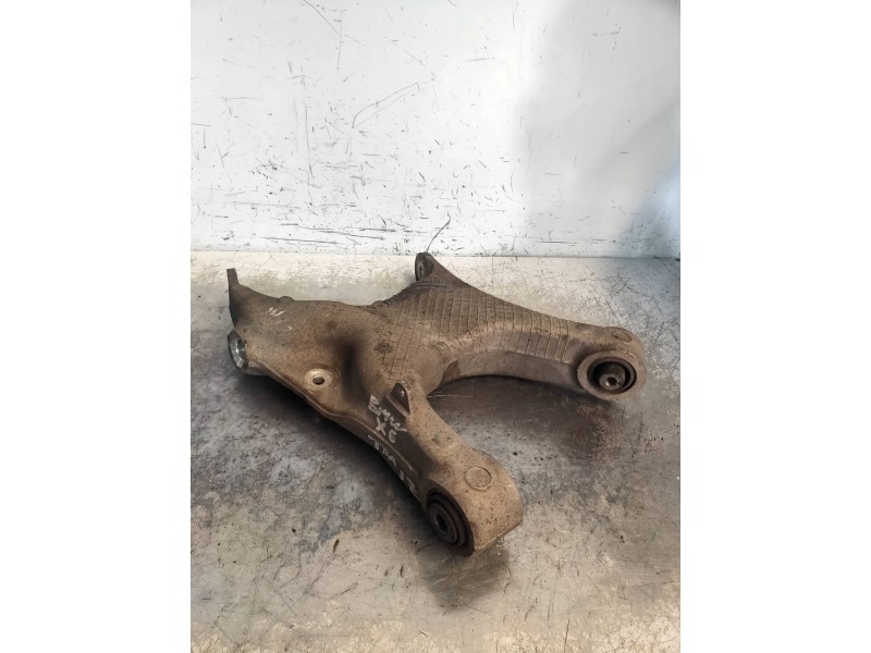 Recambio de brazo suspension inferior trasero izquierdo para bmw x6 (e71) xdrive40d referencia OEM IAM 677095307  