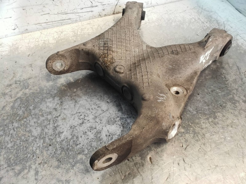 Recambio de brazo suspension inferior trasero izquierdo para bmw x6 (e71) xdrive40d referencia OEM IAM 677095307  