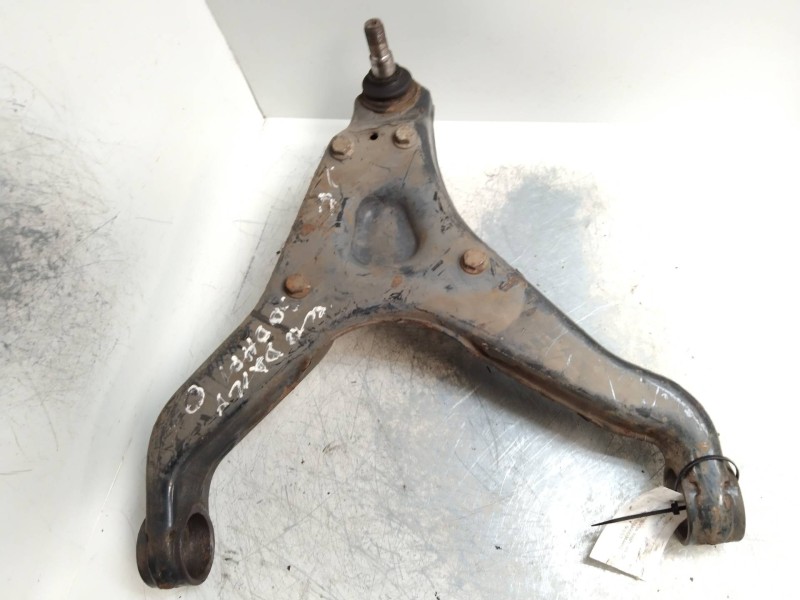 Recambio de brazo suspension inferior delantero derecho para iveco daily caja cerrada (2006 =>) referencia OEM IAM   