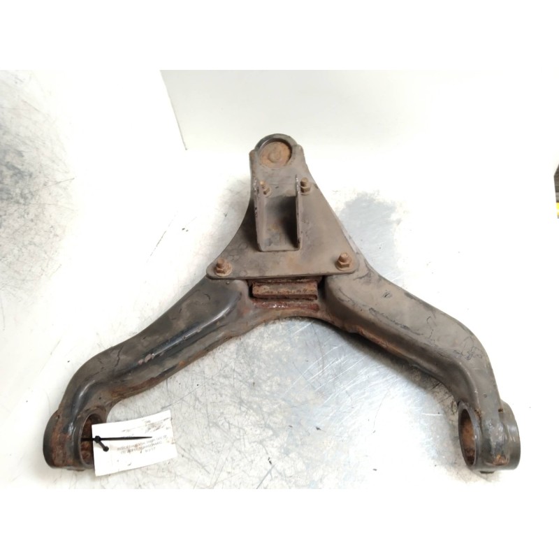 Recambio de brazo suspension inferior delantero derecho para iveco daily caja cerrada (2006 =>) referencia OEM IAM   