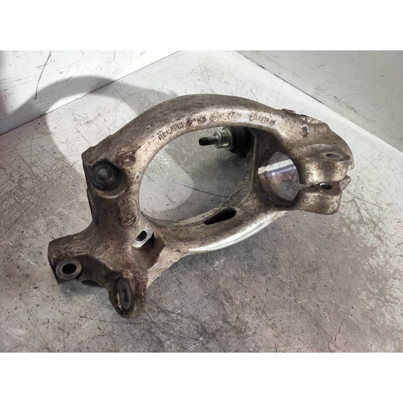 Recambio de soporte brazo suspension delantero izquierdo para renault megane iii coupe renault sport referencia OEM IAM 28A57506