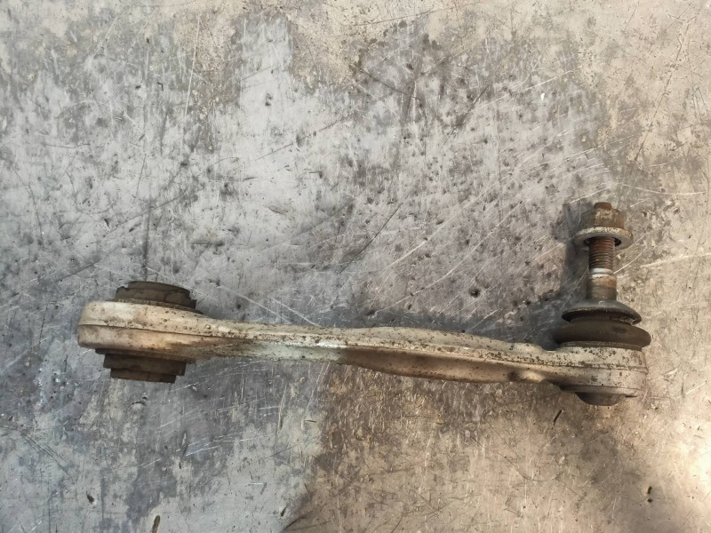 Recambio de brazo suspension superior trasero derecho para bmw x6 (e71) xdrive40d referencia OEM IAM J4546061T6  