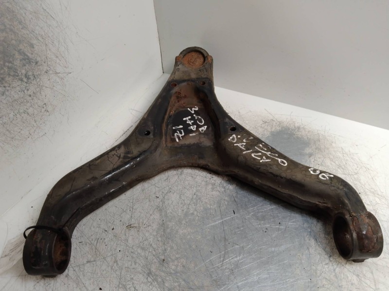Recambio de brazo suspension inferior delantero izquierdo para iveco daily caja cerrada (2006 =>) referencia OEM IAM   