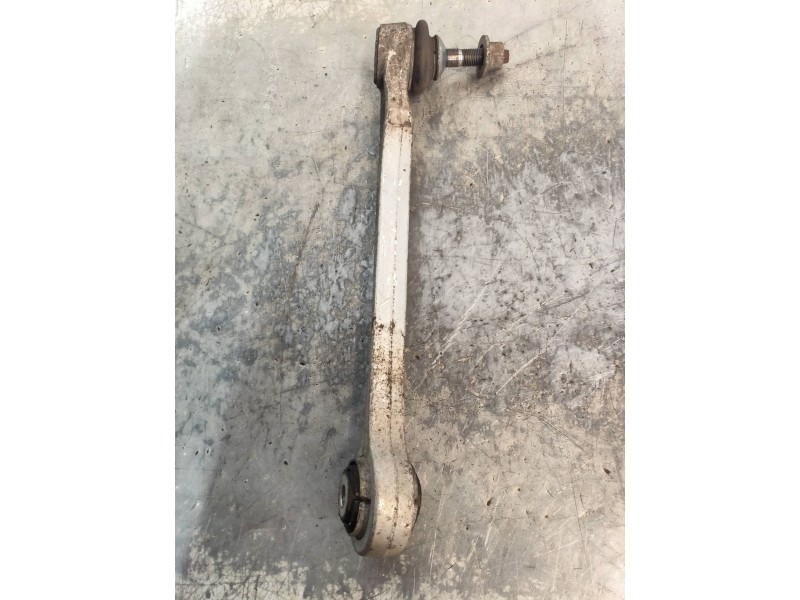 Recambio de brazo suspension superior trasero izquierdo para bmw x6 (e71) xdrive40d referencia OEM IAM 6770969  