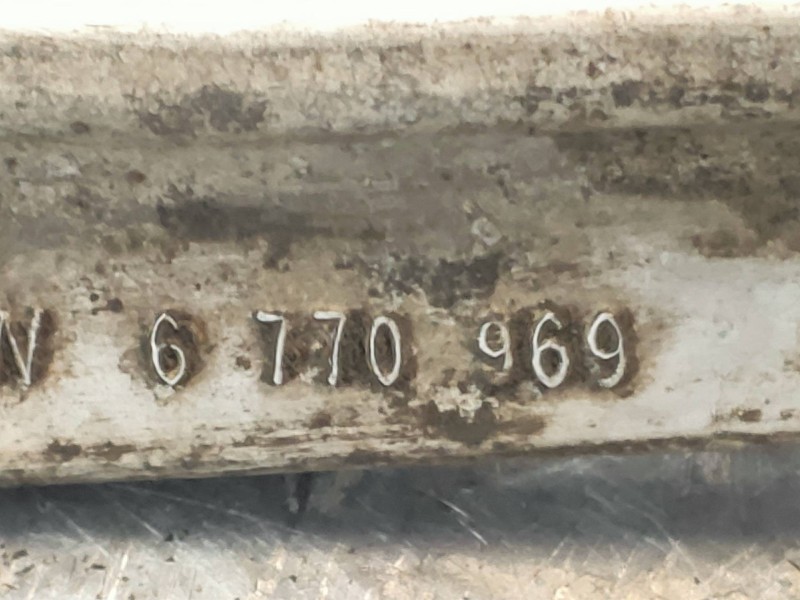 Recambio de brazo suspension superior trasero izquierdo para bmw x6 (e71) xdrive40d referencia OEM IAM 6770969  