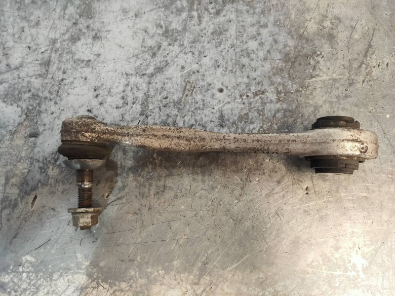 Recambio de brazo suspension superior trasero izquierdo para bmw x6 (e71) xdrive40d referencia OEM IAM J4546061T6  