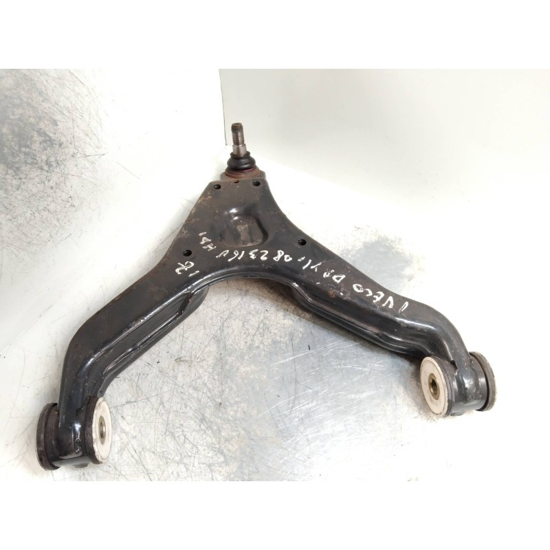Recambio de brazo suspension inferior delantero izquierdo para iveco daily caja cerrada (2006 =>) 2.3 diesel cat referencia OEM 