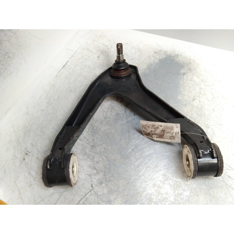 Recambio de brazo suspension superior delantero izquierdo para iveco daily caja cerrada (2006 =>) 2.3 diesel cat referencia OEM 