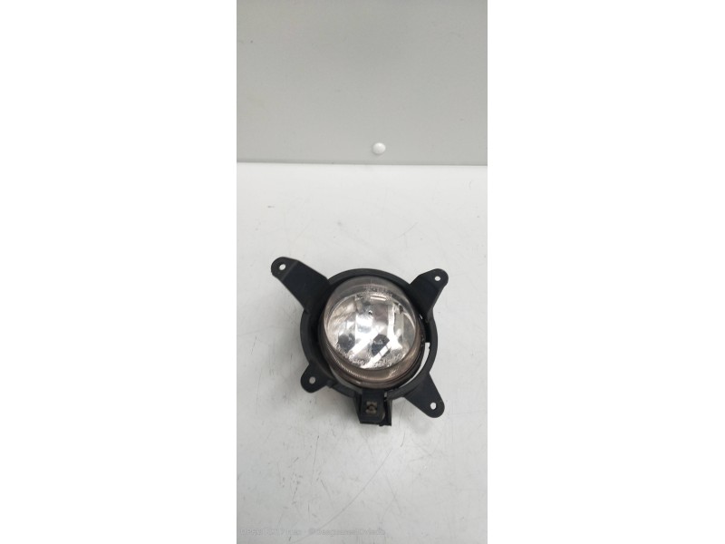 Recambio de faro antiniebla izquierdo para kia carnival ii 2.9 cdri ex referencia OEM IAM   