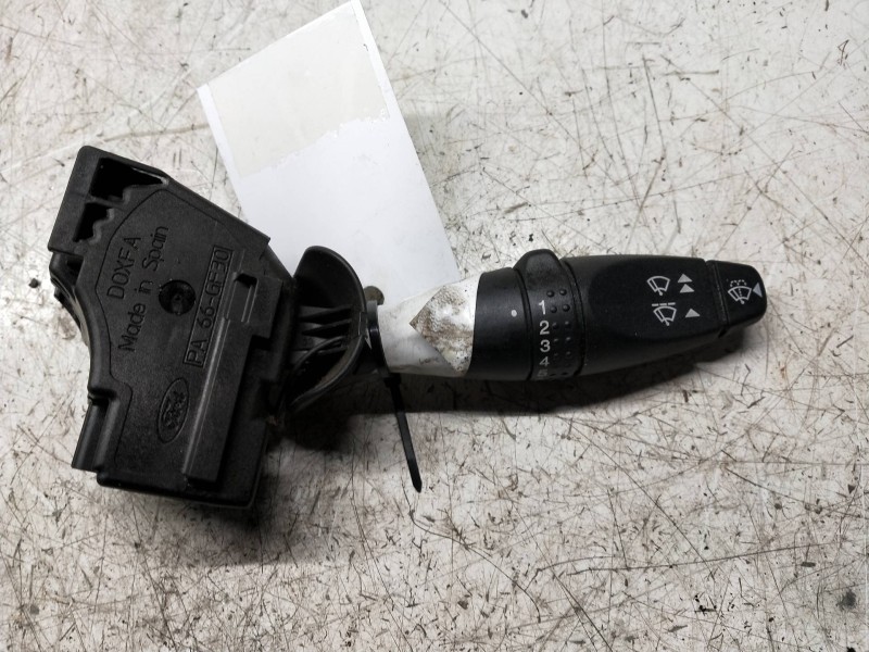 Recambio de mando limpia para ford fiesta (cbk) fun referencia OEM IAM 1S7T17A553DD  