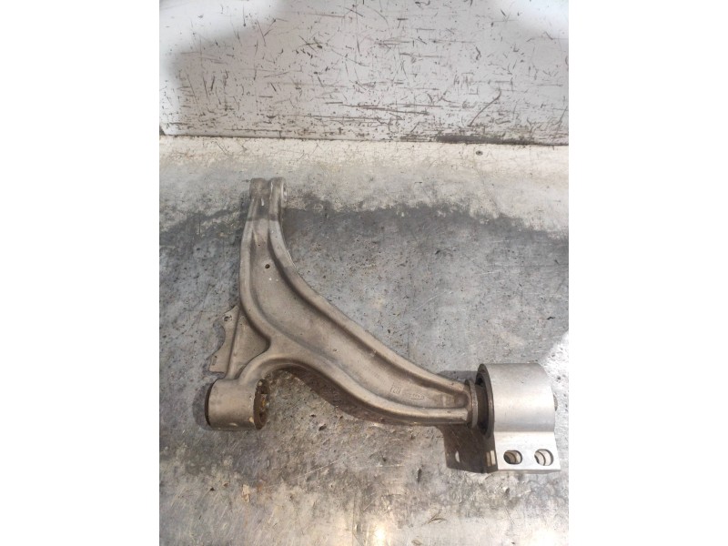 Recambio de brazo suspension inferior delantero derecho para opel cascada excellence referencia OEM IAM   