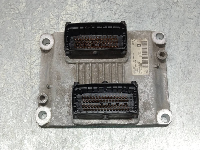 Recambio de centralita motor uce para alfa romeo 147 (190) 1.6 ts 105 distinctive referencia OEM IAM 0261206714 1279H03963 A152