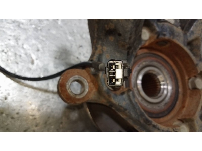 Recambio de mangueta delantera derecha para kia carens ( ) business referencia OEM IAM   