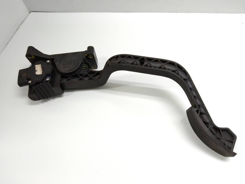 Recambio de potenciometro pedal para fiat doblo cargo (223) 1.9 diesel cat referencia OEM IAM 0281002415 46778586 
