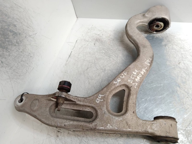 Recambio de brazo suspension inferior delantero derecho para jaguar s-type 3.0 v6 24v cat referencia OEM IAM   