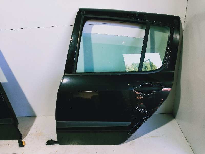 Recambio de puerta trasera izquierda para renault modus base authentique referencia OEM IAM   