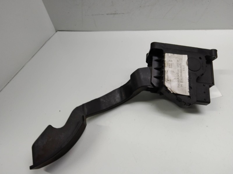Recambio de potenciometro pedal para fiat grande punto van (299) 1.3 16v jtd cat referencia OEM IAM 55702020  