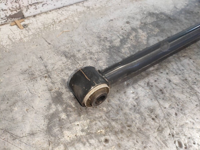 Recambio de brazo suspension superior trasero izquierdo para opel cascada excellence referencia OEM IAM   