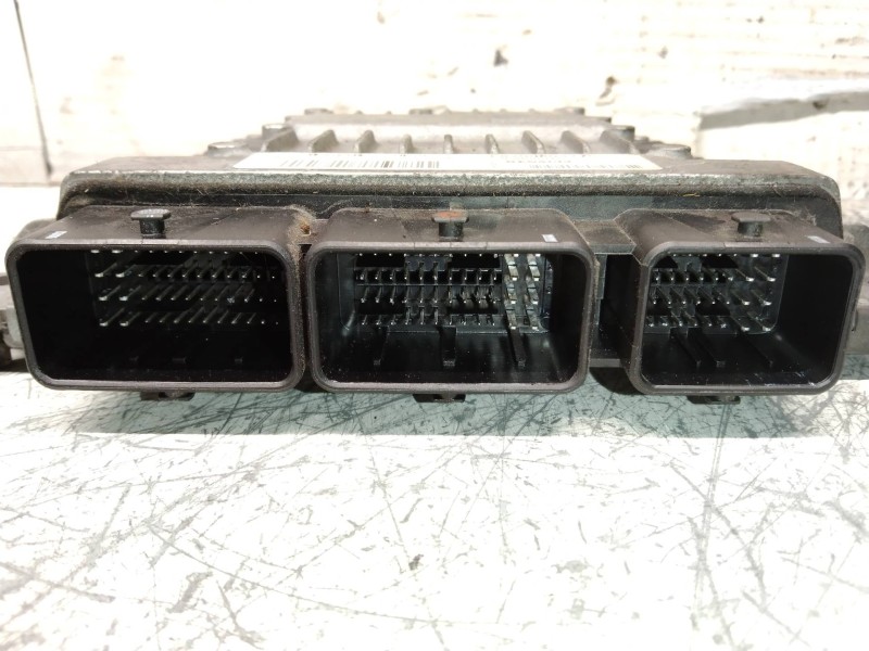 Recambio de centralita motor uce para renault megane ii berlina 5p luxe dynamique referencia OEM IAM S122326113A 8200804775 8200