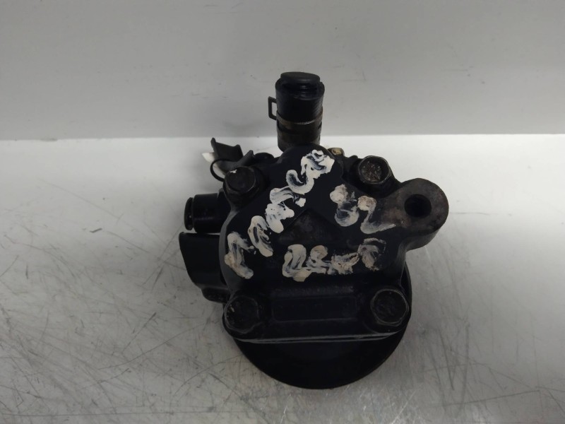 Recambio de bomba direccion para mitsubishi montero (l040) 2.5 turbodiesel referencia OEM IAM   