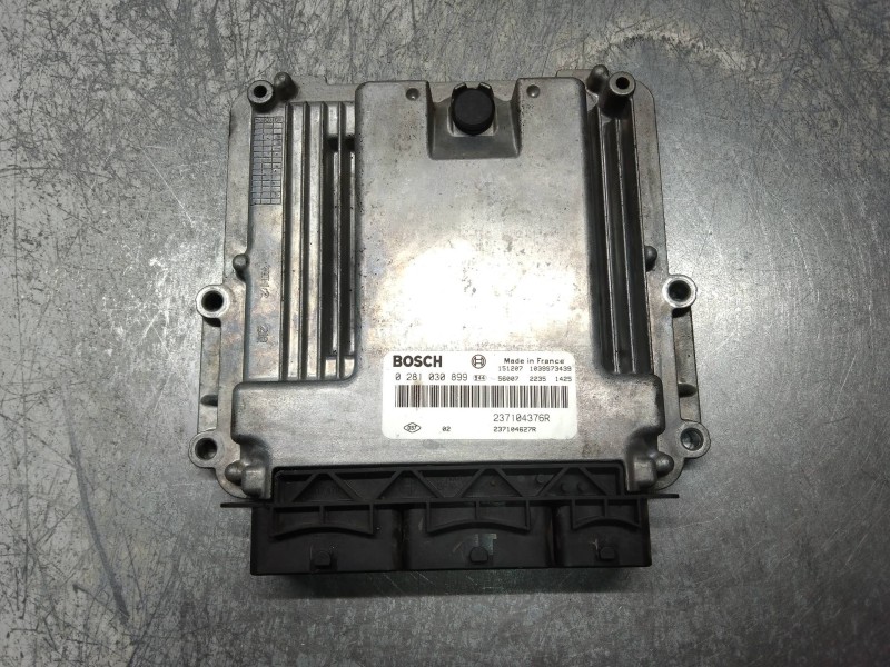 Recambio de centralita motor uce para renault kangoo profesional referencia OEM IAM 0281030899 237104376R 237104627R