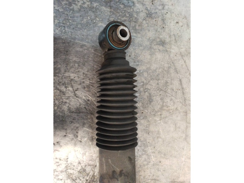 Recambio de amortiguador trasero derecho para citroen c5 berlina exclusive referencia OEM IAM 9686960180  