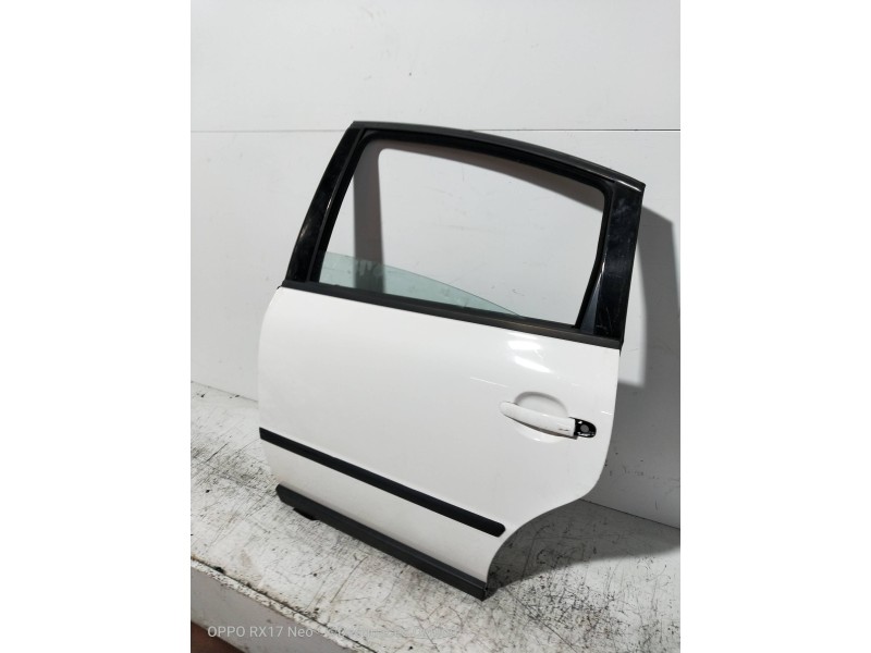 Recambio de puerta trasera derecha para volkswagen passat berlina (3b2) básico referencia OEM IAM  4P 