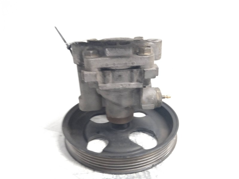 Recambio de bomba direccion para mitsubishi space wagon (n80/n90) 2,4 glx referencia OEM IAM   