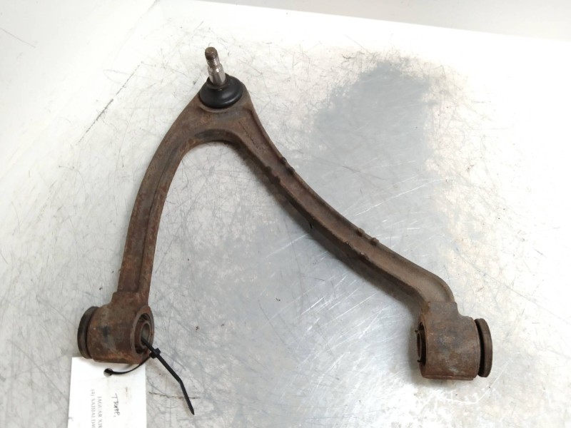 Recambio de brazo suspension superior delantero derecho para jaguar xj 3.2 v8 32v cat referencia OEM IAM   