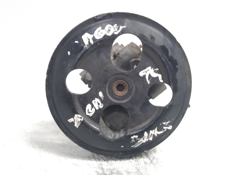 Recambio de bomba direccion para mitsubishi space wagon (n80/n90) 2,4 glx referencia OEM IAM   