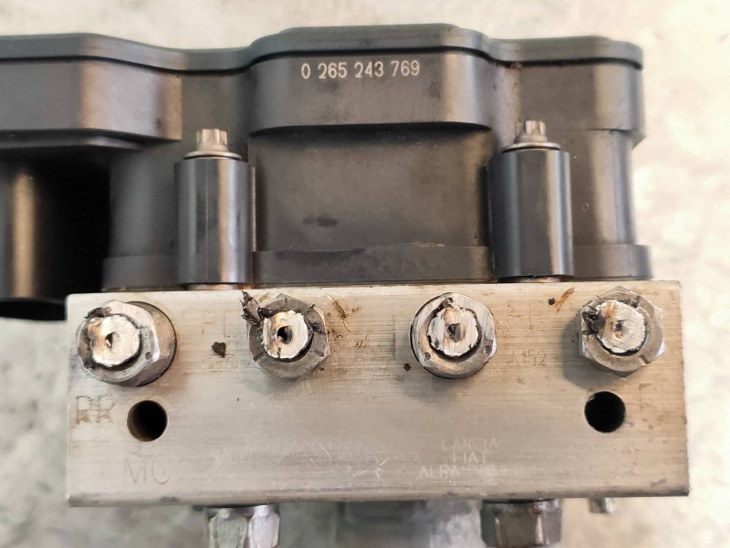 Recambio de abs para fiat fiorino básico referencia OEM IAM 0265243769 51962893 0265956367 0265243769 269688 2265106516 BOSCH