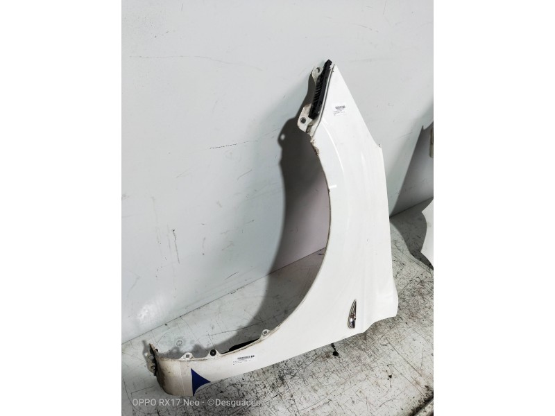 Recambio de aleta delantera izquierda para hyundai i20 classic referencia OEM IAM   