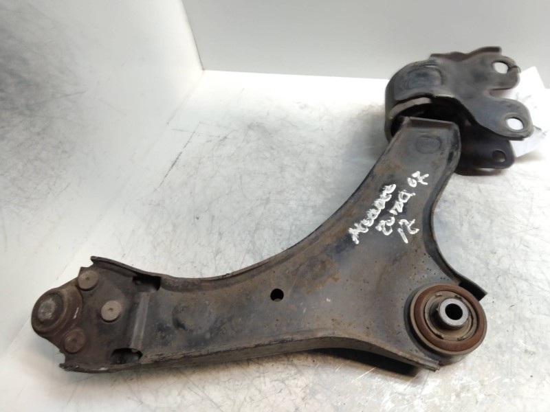 Recambio de brazo suspension inferior delantero izquierdo para ford mondeo ber. (ca2) ghia referencia OEM IAM   
