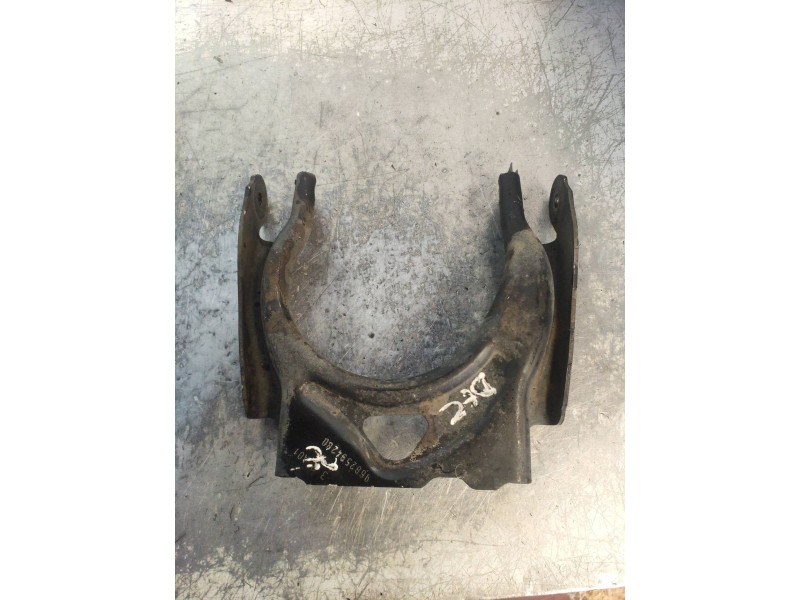 Recambio de brazo suspension superior delantero derecho para citroen c5 berlina exclusive referencia OEM IAM 9682594280  