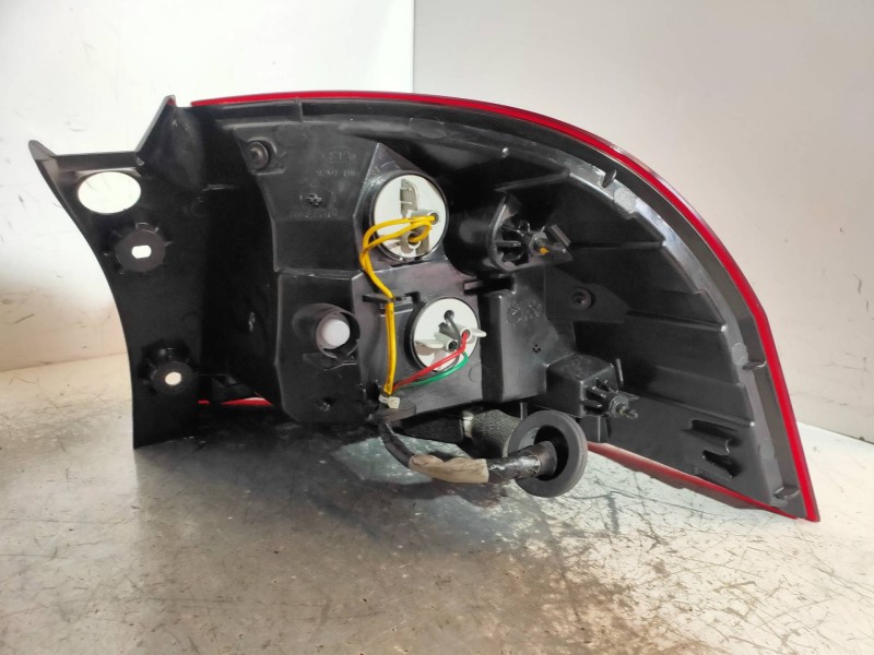 Recambio de piloto trasero izquierdo para kia rio concept referencia OEM IAM 924011W2L  